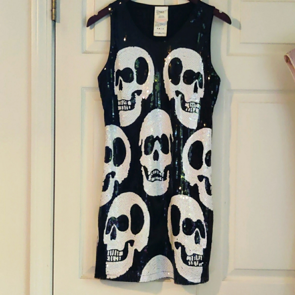 Skeleton sequin Halloween BLK and white sequin's dress